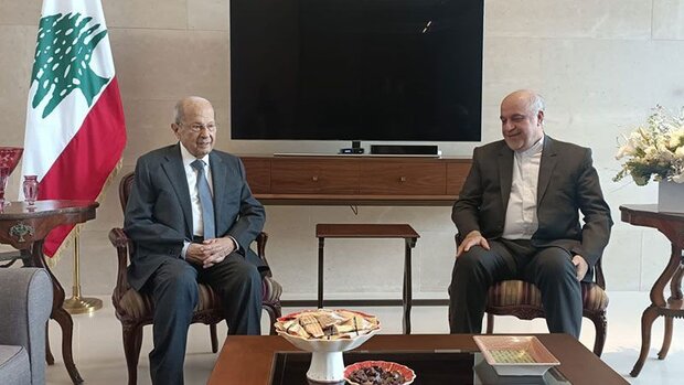 Iranian ambassador meets with Michel Aoun in Beirut