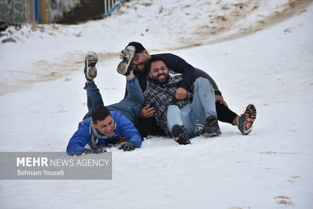 'Shohada-ye Sarband' Ski Resort in Markazi province
