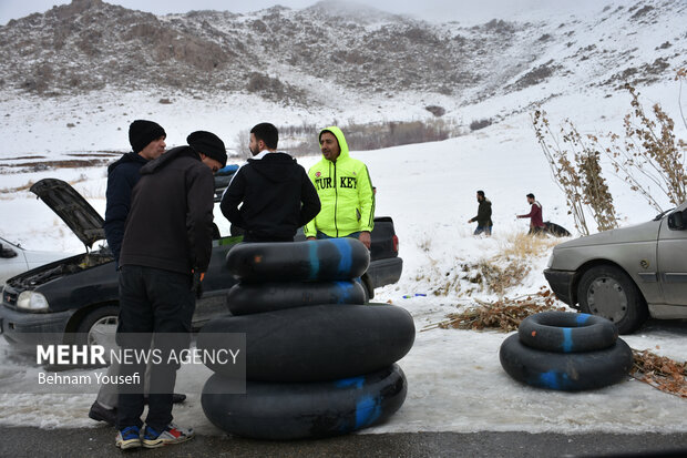 'Shohada-ye Sarband' Ski Resort in Markazi province
