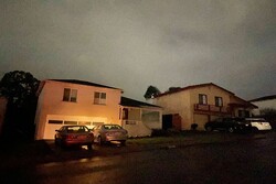 طوفان، برق ۵۰۰ هزار نفر در ایالت کالیفرنیای آمریکا را قطع کرد