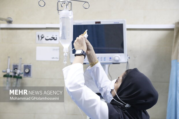 مهاجرت پرستاران از تهران به شهرستان‌ها/ هزینه بیشتر از درآمد است