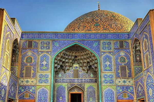بازدید از جاذبه‌های شگفت انگیز ایران