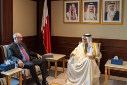 وزیر خارجه بحرین با سفیر رژیم صهیونیستی دیدار کرد