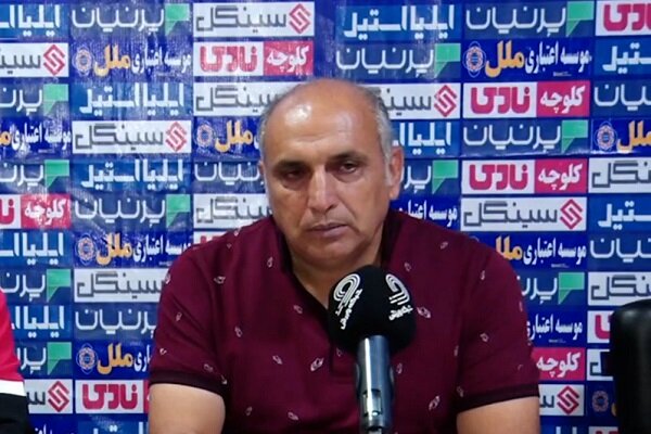 از تیمم مقابل پرسپولیس تشکر می کنم/دنبال صعود به لیگ برتر هستیم از تیمم مقابل پرسپولیس تشکر می کنم/دنبال صعود به لیگ برتر هستیم
