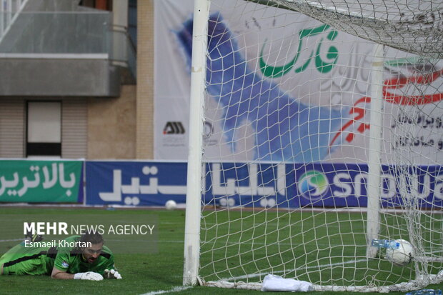 فوتبال جام حذفی - گل گهر سیرجان و مس شهر بابک