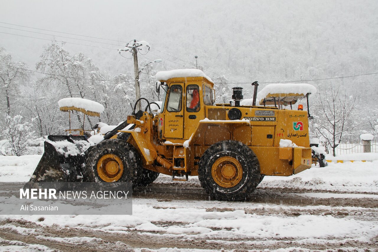 بارش ۳۰ سانتی برف در گردنه حیران/ محور آستارا–اردبیل باز است بارش ۳۰ سانتی برف در گردنه حیران/ محور آستارا–اردبیل باز است