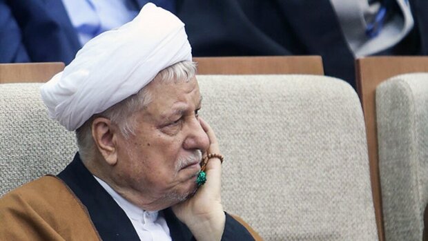 هاشمی؛ از تخریب ناجوانمردانه تا اسطورهسازی خیالپردازانه