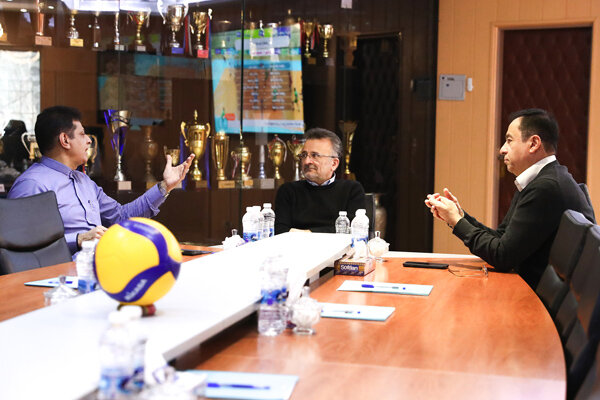 حکم رئیس فدراسیون والیبال برای یک رئیس فدراسیون دیگر!