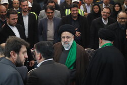 VIDEO: Raeisi warmly welcomed in Yazd