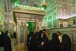 گلابشویی‌حرم‌مطهر شاهچراغ(ع) به مناسبت روز زن
