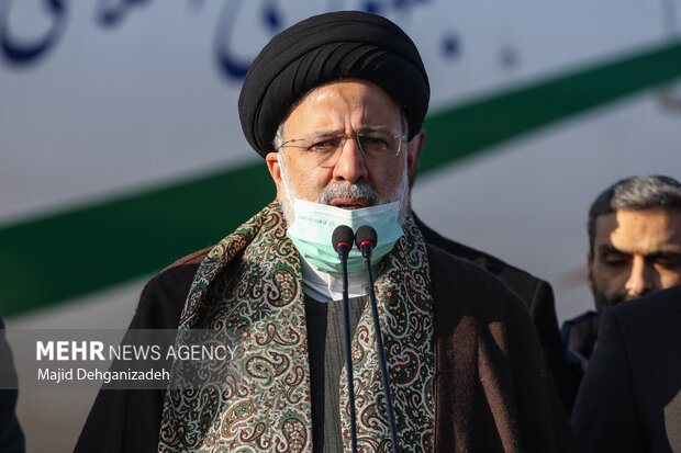 ورود رئیس جمهور به استان یزد
