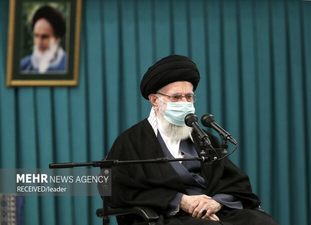 نمایندگان مجلس خبرگان با رهبر انقلاب دیدار کردند  نمایندگان مجلس خبرگان با رهبر انقلاب دیدار کردند