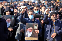 اجتماع نمازگزاران کرمانشاهی در محکومیت اهانت به قرآن کریم