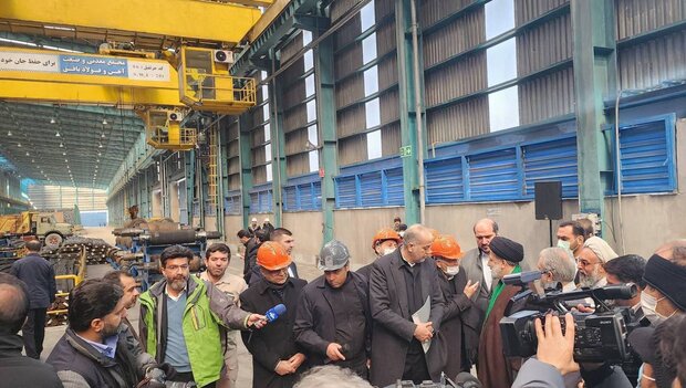 افتتاح مجتمع معدنی و صنعت آهن و فولاد بافق/ رئیسی در شهرستان خاتم: دشمنان اشتباه محاسباتی کردند