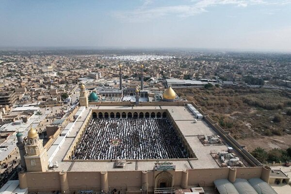  اقامة صلاة الجمعة الموحدة لاتباع التيار الصدري في مسجد الكوفة+صور