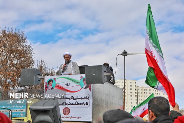 راهپیمایی مردم زنجان در محکومیت نشریه فرانسوی