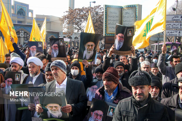 راهپیمایی مردم کرمانشاه در محکومیت توهین به مرجعیت دینی