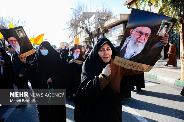مرجعیت کی شان میں گستاخی کے خلاف قم میں احتجاجی مظاہرہ
