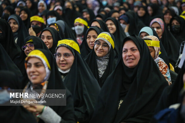  مراسم جشن میلاد حضرت فاطمه (س) با حضور رئیس جمهور