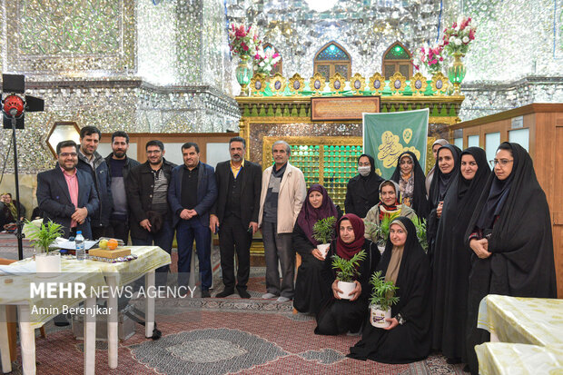 جشنواره بداهه نویسی «مشق مادر» در شیراز