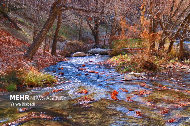 طبیعت زیبای سراب دربند صحنه