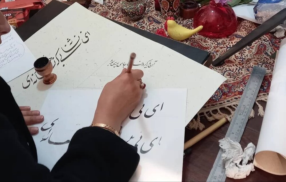 جشنواره بداهه نویسی «مشق مادر» در کهگیلویه و بویراحمد برگزار شد