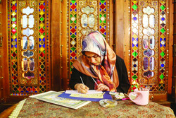 Persian calligraphy festival held nationwide to celebrate Women’s Day