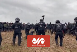 VIDEO: German police attack environmentalists gathering
