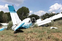 Güney Afrika'da uçak düştü: 3 ölü