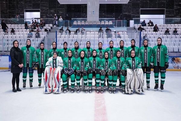Iran women ice hockey team victorious over UAE