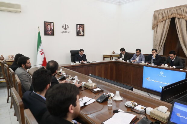 نشست معاون اول رئیس جمهور با مدیران ۱۶ اندیشکده اقتصادی کشور نشست معاون اول رئیس جمهور با مدیران ۱۶ اندیشکده اقتصادی کشور