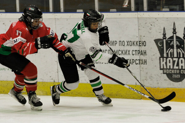 درخشش بانوان هاکی روی یخ ایران با دو پیروزی/ تیم مردان شکست خورد