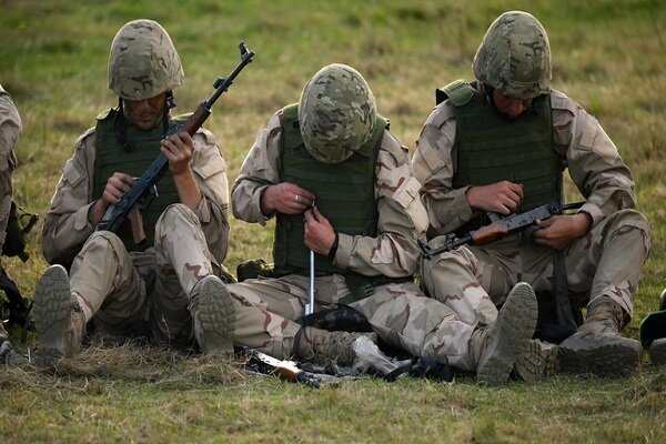 اتحادیه اروپا تاکنون ۱۰هزارسرباز اوکراینی را آموزش نظامی داده است