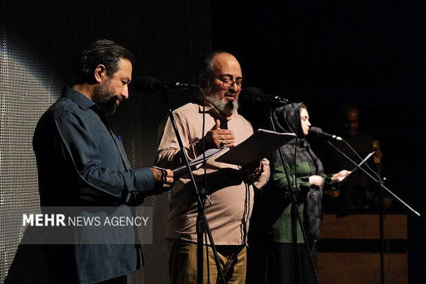 نمایشی که از «تئاتر مقاومت» به «فجر» رسید/ یادداشت‌های شهید بی‌سر