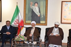 امام خمینی امید به آینده و خودباوری را برای ملت ها نهادینه کرد
