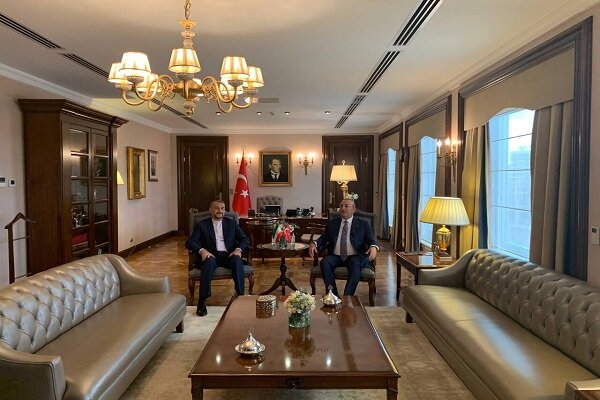 امیرعبداللهیان با چاووش اوغلو دیدار و گفتگو کرد امیرعبداللهیان با چاووش اوغلو دیدار و گفتگو کرد