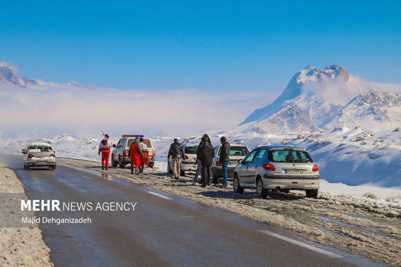 خودروهای بدون تجهیزات زمستانی جریمه می شوند/اجرای طرح به مدت۳روز