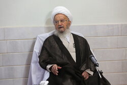 آیت الله مکارم شیرازی درگذشت همسر آیت الله سبحانی را تسلیت گفت