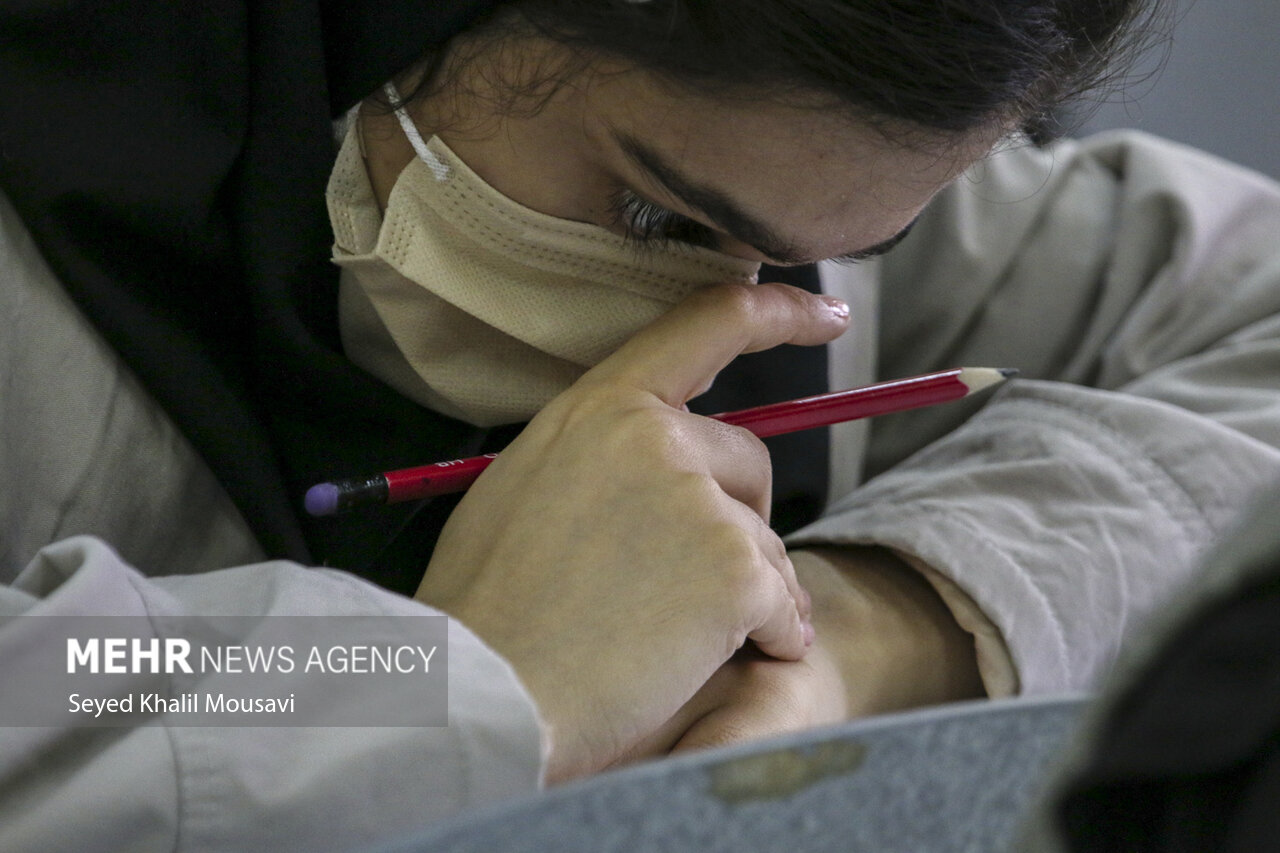 واکاوی تاثیر معدل در کنکور/ بحث موافقان و مخالفان داغ شد