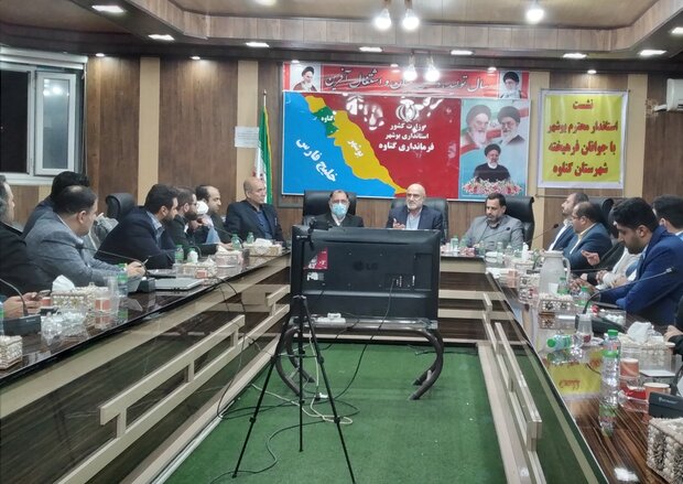 ظرفیتهای مردمی و بخش خصوصی استان بوشهر باید وارد اقتصاد شود