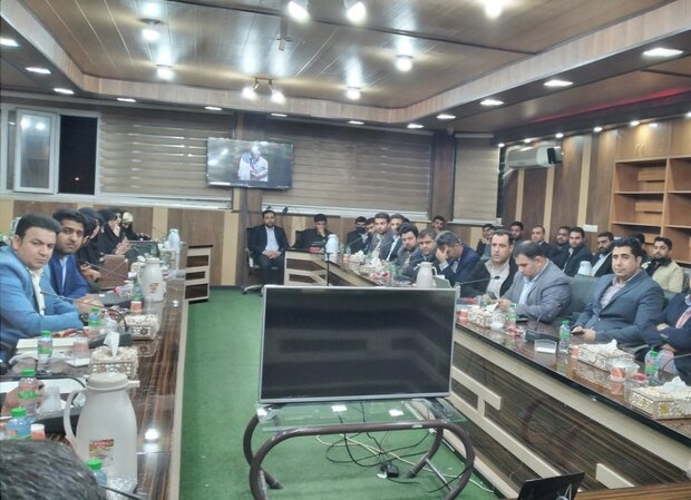 ظرفیتهای مردمی و بخش خصوصی استان بوشهر باید وارد اقتصاد شود