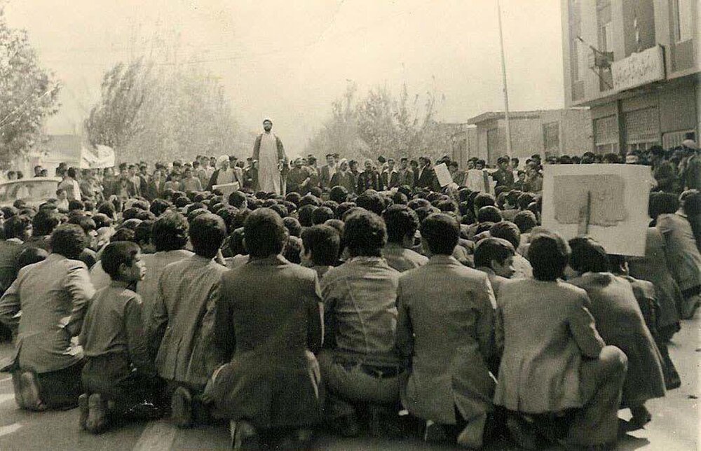 ۳۰ دی نقطه عطفی در مبارزات انقلابی مردم قوچان