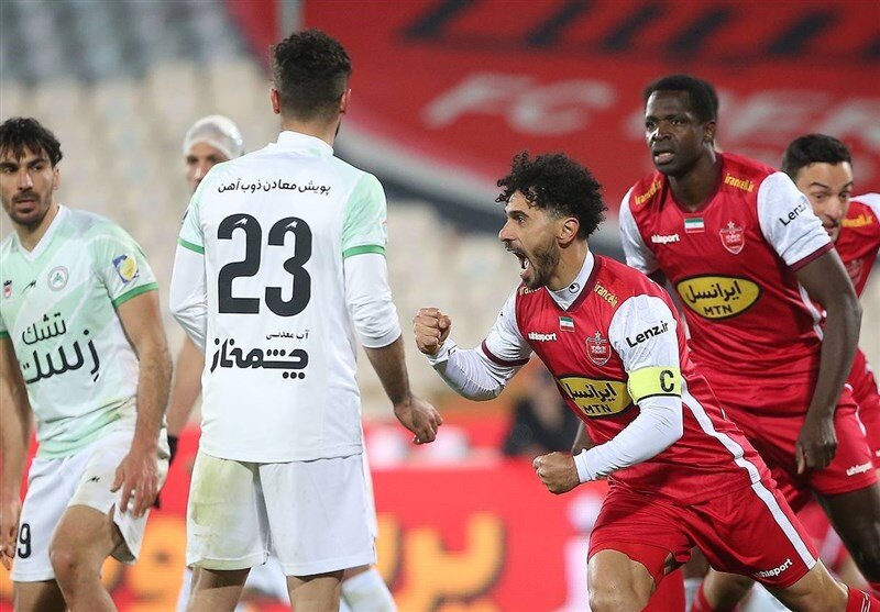 تیم فوتبال پرسپولیس و ذوب آهن - امید عالیشاه