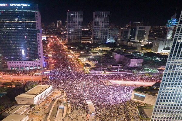 Tel Aviv’de Netanyahu kabinesine karşı protesto Tel Aviv’de Netanyahu kabinesine karşı protesto