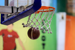 تیم بسکتبال توفارقان آذرشهر با مشکلات مالی دسته و پنجه نرم می کند