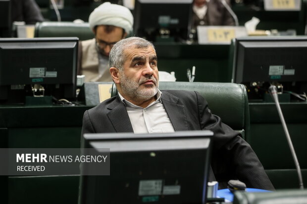 Iran parliament closed session on Sunday
