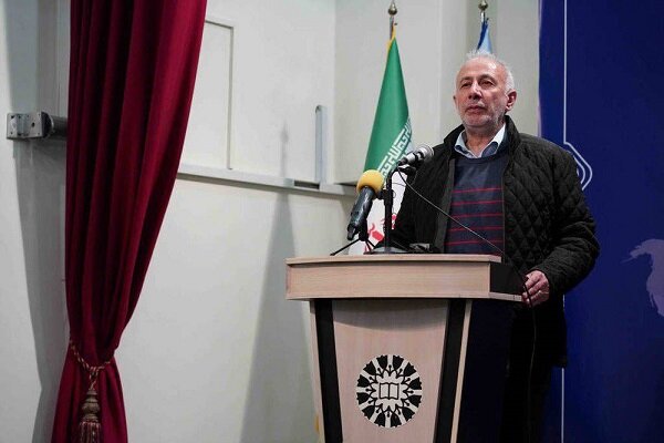 قدرت سیاسی با علم پیوند دارد قدرت سیاسی با علم پیوند دارد