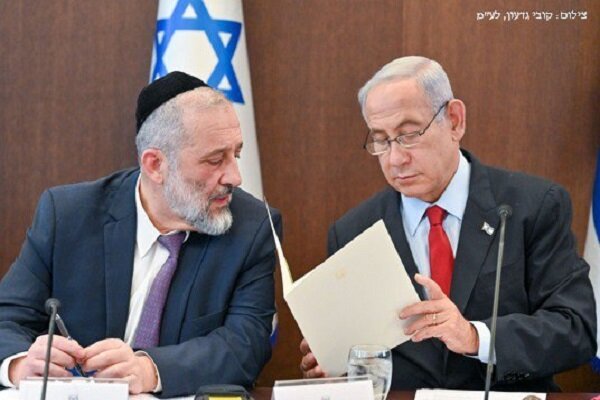 نتانیاهو وزیر داخلی و بهداشت را برکنار کرد/ کابینه ۲۴ روزه اسرائیل در مسیر انحلال