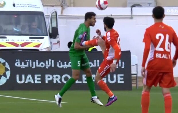 سریعترین اخراج فوتبال امارات مقابل چشمان احمد نوراللهی! 