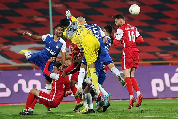 استقلال یک سروگردن بالاتر از سایر تیمهاست/نمیخواهند نتیجه بگیرد